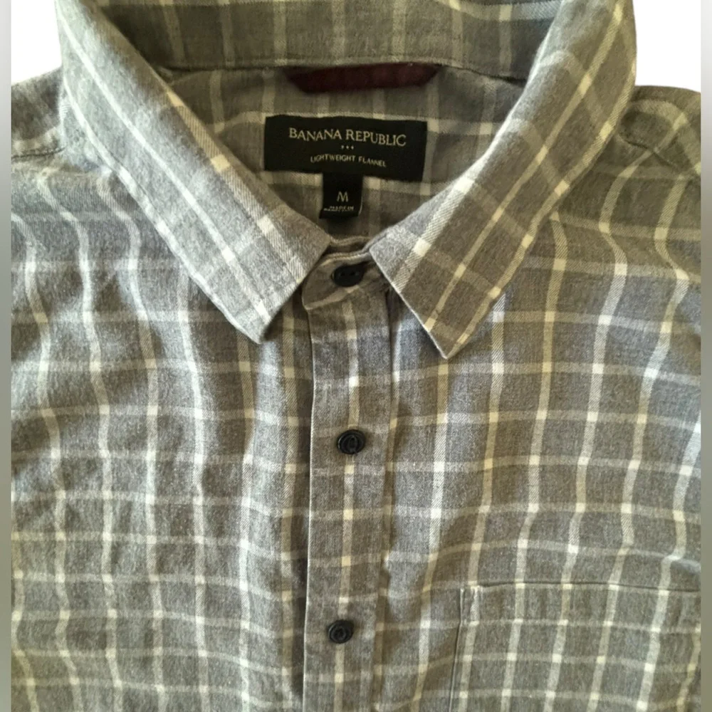 Banana Republic-‎ lightweight flannel- medium- Like new!!!!